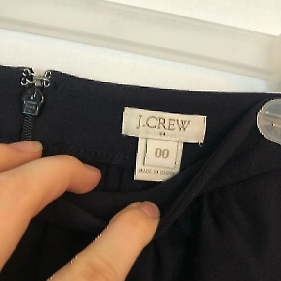 J. CREW Swing Stretch Mini Skirt Solid Navy Blue Viscose Blend A-Line Texture 00 - Picture 5 of 7